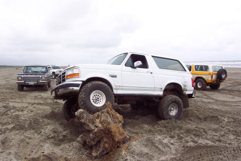 1996 Ford Bronco - Left Side Stuff and Droop