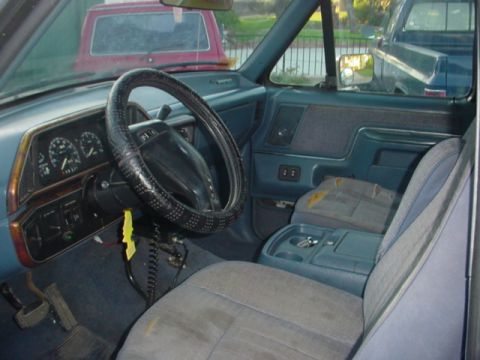 1988 Ford Bronco - Clean