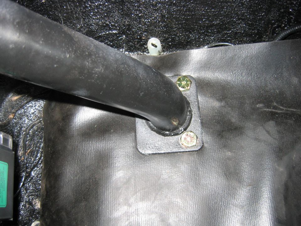 It's all bolted in, I used 1/2 inch, 1 inch and a half coarse thread grade 8 bolts with regular and lock washers. I'm going to reinforce the back side with the additional plates.