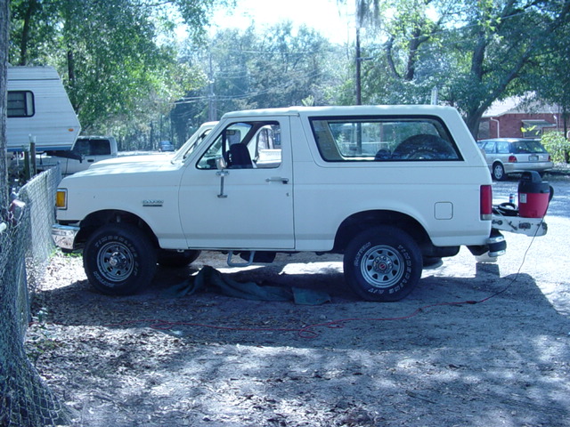 1989 Ford Bronco “Rock Crusher”