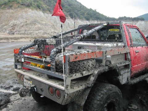1985 Ford Bronco - Charlies little crazy ass rig