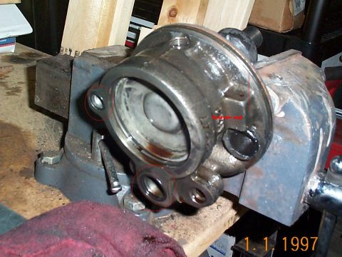1992 Ford Bronco - In this pic you can see three of the seals that will be replaced.