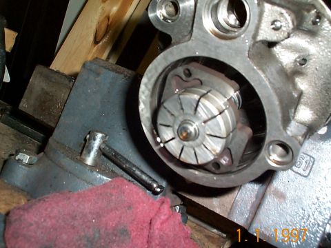 1992 Ford Bronco - The internals of the pump coming out.