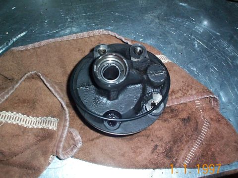 1992 Ford Bronco - Jumping ahead, b/c the shaft seal was not wanting to come out I put the large o-ring on the case, this is the one that seals the resevoir t…