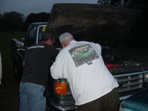 1989 Ford Bronco - hoss workin on his f150