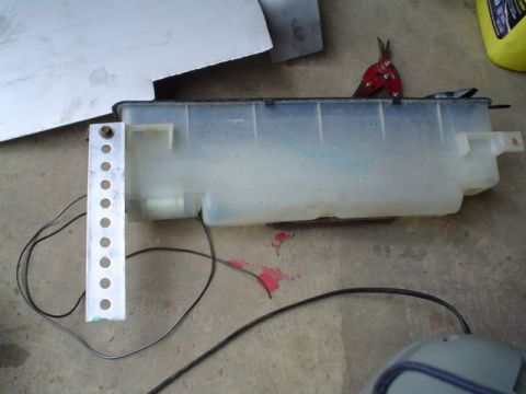 1981 Ford Bronco - used 14 gauge metal with holes in it for the other bracket.