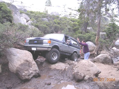 1994 Ford Bronco - still on the approach