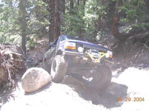 1994 Ford Bronco - the other option on the off camber spot is to go over these large rocks. BIG tires are pretty necessary to get over them tho