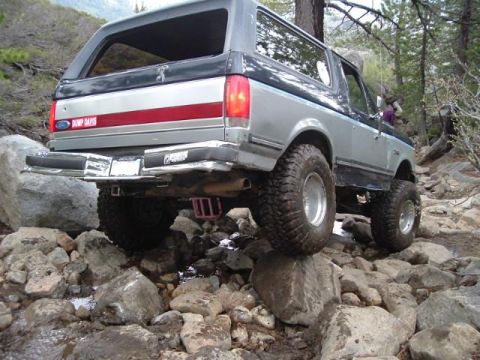 1989 Ford Bronco - check out the new curbfeeler bumper