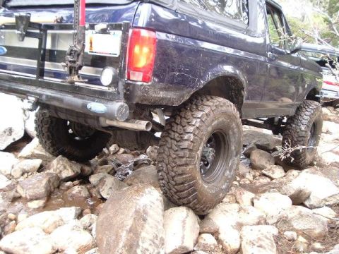 1989 Ford Bronco - 4Ds