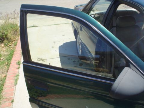 1993 Ford Taurus - and clean off that yellow writing.