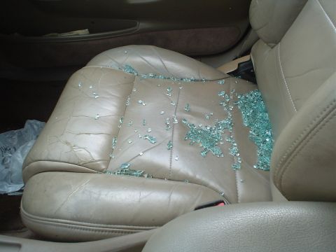 1993 Ford Taurus - glass on seat.. parked