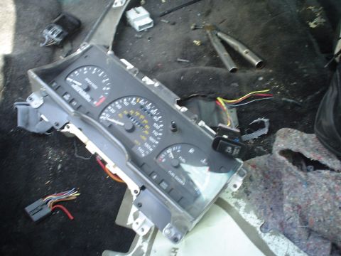 1993 Ford Taurus - Gauge Cluster out of a 92 MTX SHO
