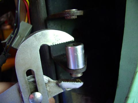 1986 Ford Bronco - Somebody at FullsizedBronco showed me how to do this to pull the new bushings in, thanks !