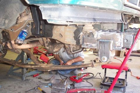1990 Ford Bronco - One spring hung