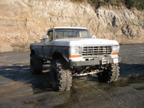 1985 Ford Bronco - Charlie's truck