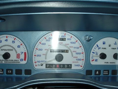 1993 Ford Taurus - The odometer shows 139,771 miles on this vehicle's dashboard.