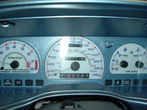 1993 Ford Taurus - The odometer shows over 500,000 miles on this vehicle's dashboard.