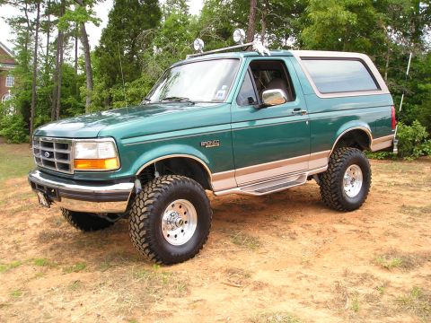 1996 Ford Bronco - This lifted 1996 Ford Bronco is ready for off-road adventures.