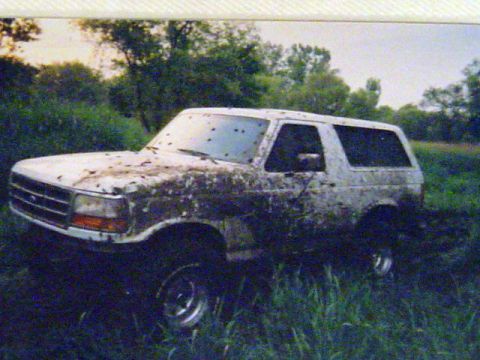 1993 Ford Bronco - This 1993 Ford Bronco is covered in mud after an off-road excursion.