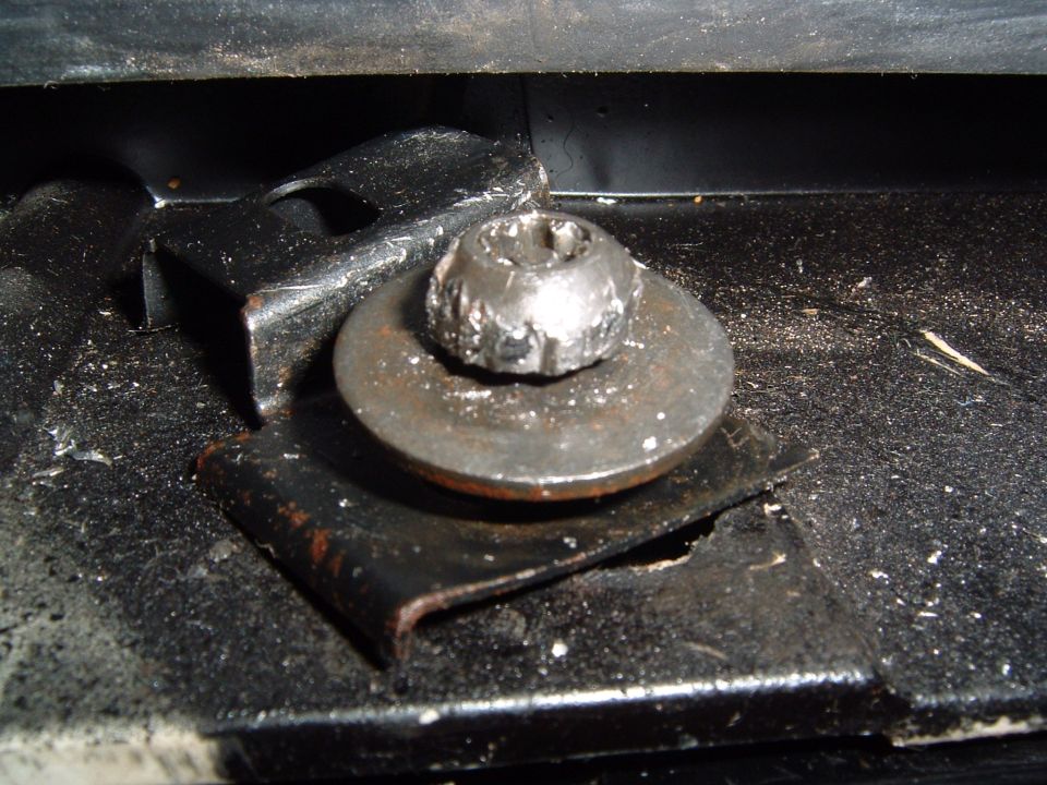 bolts holding cap that dont come off
