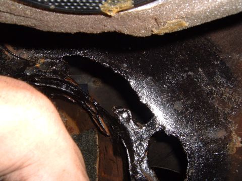 1993 Ford Bronco - pasenger speaker hole