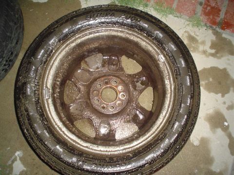 1993 Ford Taurus - A nice scrubbing should clean them up.