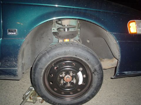 1993 Ford Taurus - Alright time to switch out those spares.. (FR)
