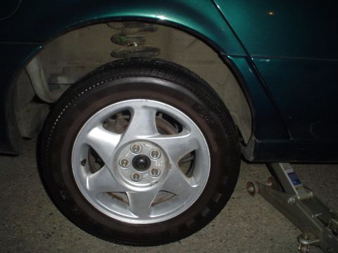 1993 Ford Taurus - (RR) The right side is now equipt with slicers again.