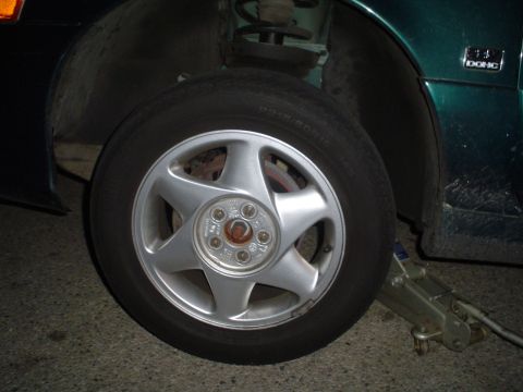 1993 Ford Taurus - And we're done.. the wheels are all back to normal..