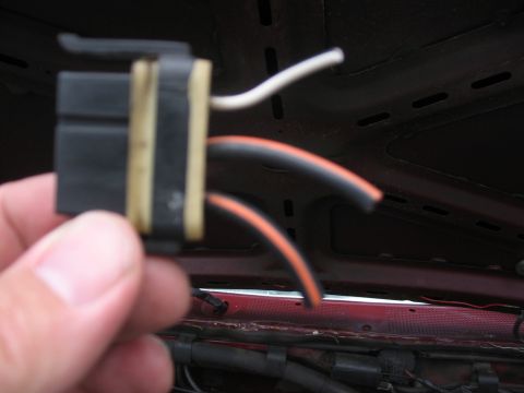 1989 Ford Bronco - The other side of the wires!! You can throw out this attachment, you won't be using it ever again. *the one with one white wire with black…