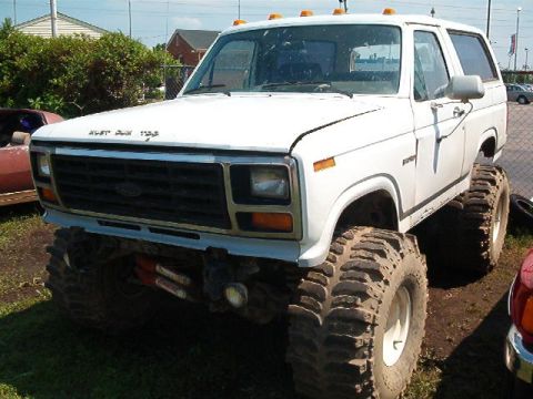 1982 Ford Bronco photo
