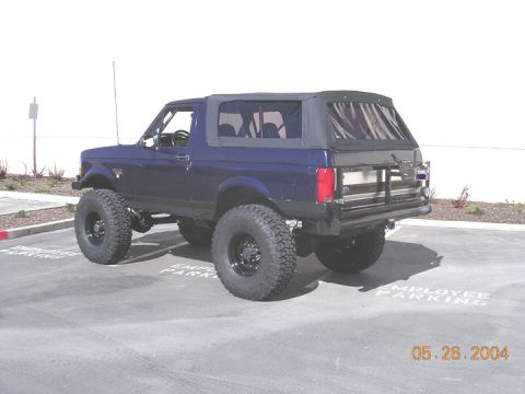 1994 Ford Bronco - p6
