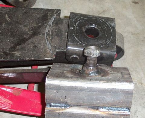 1990 Ford Bronco - The saddle is retained with a bit of a D44 pinion that drops into the jack, then hand-tighten the pinion nut on the underside. See, D44's a…