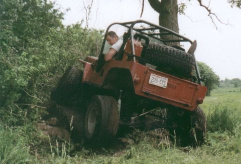 1980 Ford Bronco - With the coil set-up came fender trimming and lengthening the wheelbase