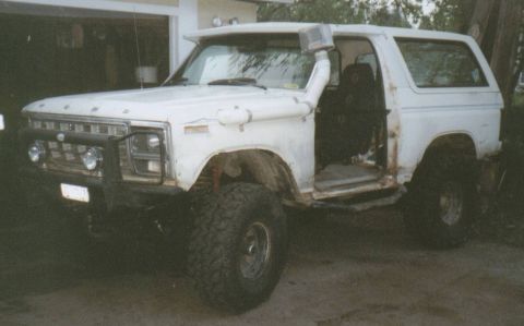 1980 Ford Bronco - I like the look and line-of-site they provide