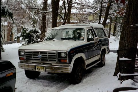 1984 Ford Bronco photo