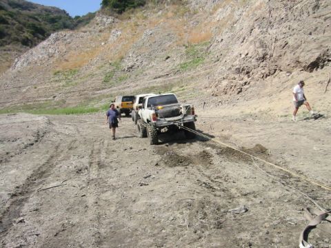1985 Ford Bronco - used 3 Toyotas as anchors