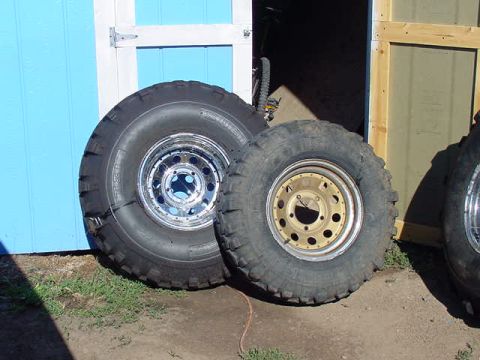1992 Ford Bronco - Tire diff. 35' and 31's