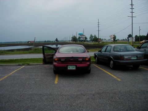 1997 Ford Taurus - Proof that I can't park!