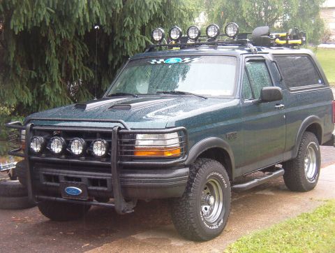 1993 Ford Bronco - Tools on roof rack finally