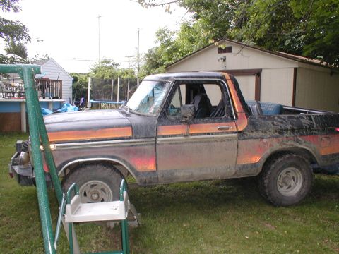 1979 Ford Bronco II - This Ford Bronco appears to be from the late 1970s, likely around 1978.