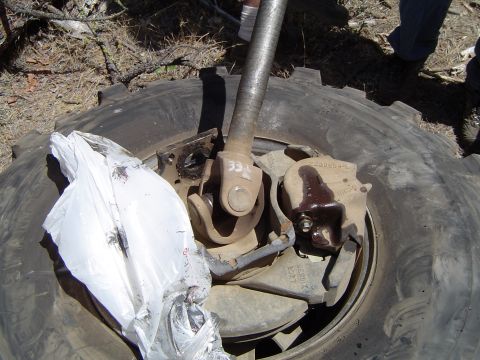 1989 Ford Bronco - Not a happy F450 D60 knuckle