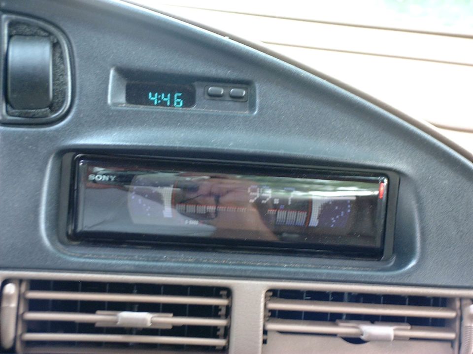 Relocated Sony CDX-M610 in the day