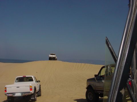 1988 Ford Bronco - Don just made it up a dune