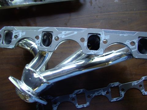 1986 Ford Bronco - Mr Gasket Ultra-Seal gaskets #5930. Coating them in Permatex high heat Ultra Copper as it works on my collector gaskets and my pipe bender…