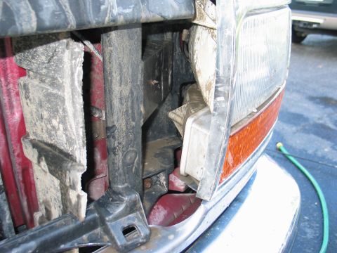 1995 Ford Bronco - There is no need to take off the grill...but I did because I didn't know where to start. Take off the top philips head bolts on the trim. T…