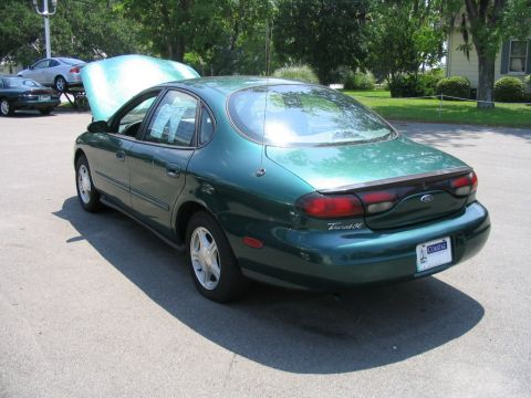 2000 Honda Accord - 1999 Ford Taurus SE
