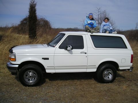 1996 Ford Bronco photo