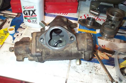 1978 Ford Bronco - Box with the valve and Ram installed.